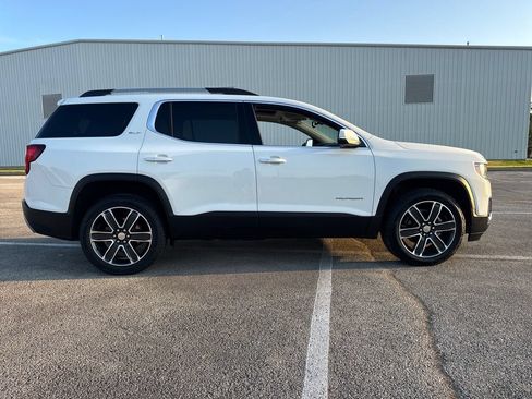 Used 2021 GMC Acadia SLT w/ Technology Package FWD image 8