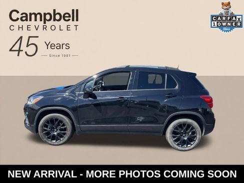 Used 2022 Chevrolet Trax LT w/ Driver Confidence Package AWD/4WD image 2