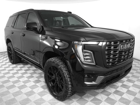 Used 2026 GMC Yukon Denali Ultimate AWD/4WD image 3