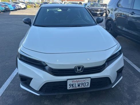 Used 2024 Honda Civic Sport image 3