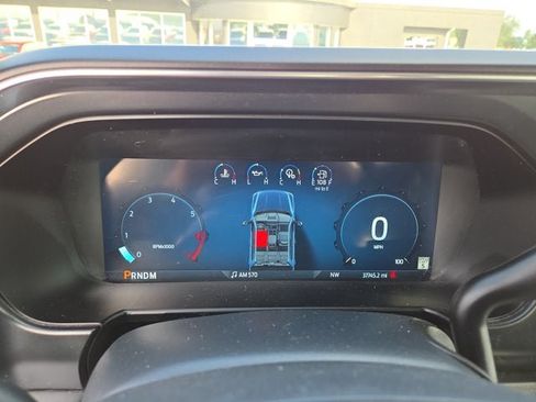 Used 2023 Ford F250 Platinum w/ FX4 Off-Road Package AWD/4WD image 22