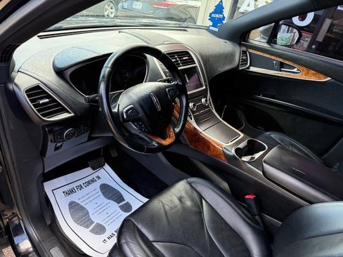Used 2013 Lincoln MKX AWD image 10