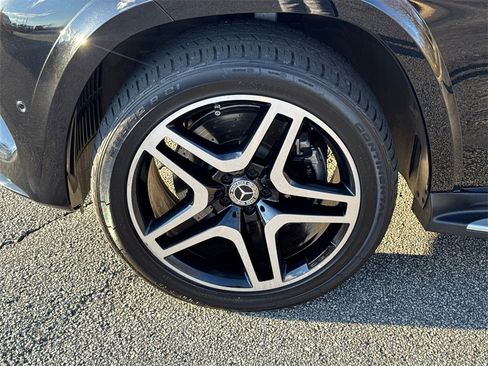 Used 2019 Mercedes-Benz GLS 550 4MATIC image 10
