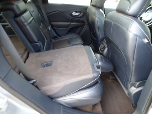 Used 2015 Jeep Cherokee 4WD Limited w/ Luxury Group w/ Luxury Group image 42