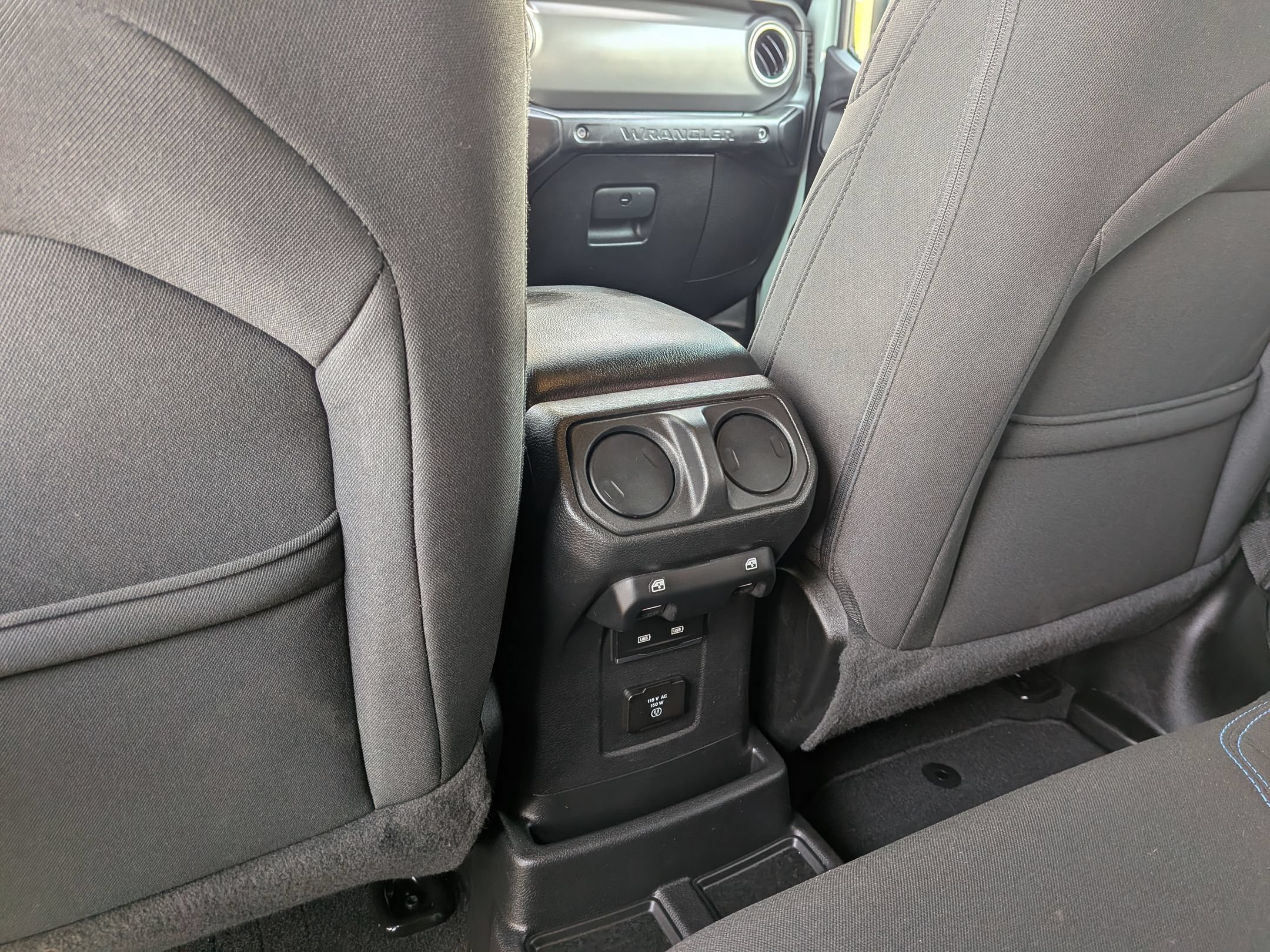 Used 2023 Jeep Wrangler Unlimited Rubicon 4xe AWD/4WD image 22