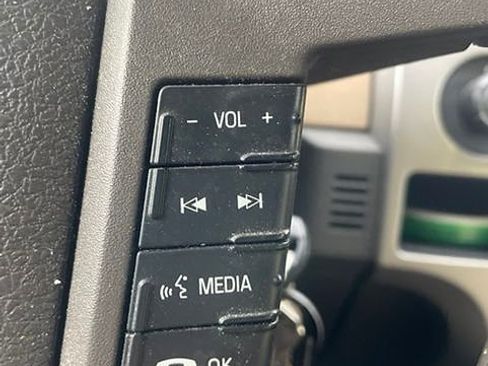 Used 2013 Ford F150 XLT w/ XLT Chrome Pkg AWD/4WD image 9
