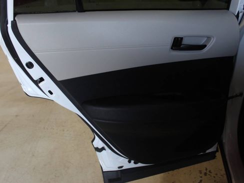 Used 2023 Toyota Corolla Cross L image 15