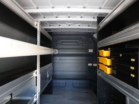 Used 2023 Mercedes-Benz Sprinter 2500 w/ Acoustic Package image 24