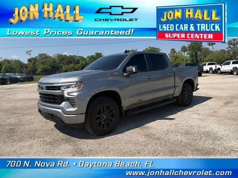 Used 2025 Chevrolet Silverado 1500 RST w/ Convenience Package II image 2