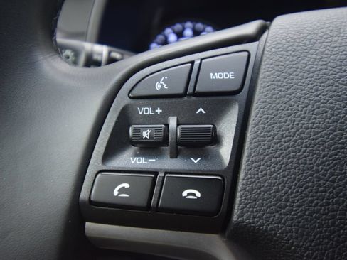 Used 2021 Hyundai Tucson Sport FWD image 33