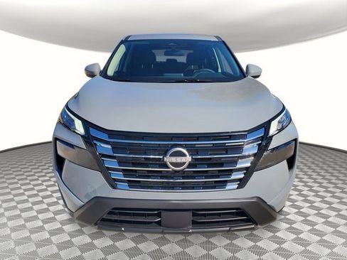 New 2026 Nissan Rogue SV image 8