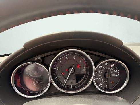 Used 2017 MAZDA MX-5 Miata Grand Touring RWD image 12