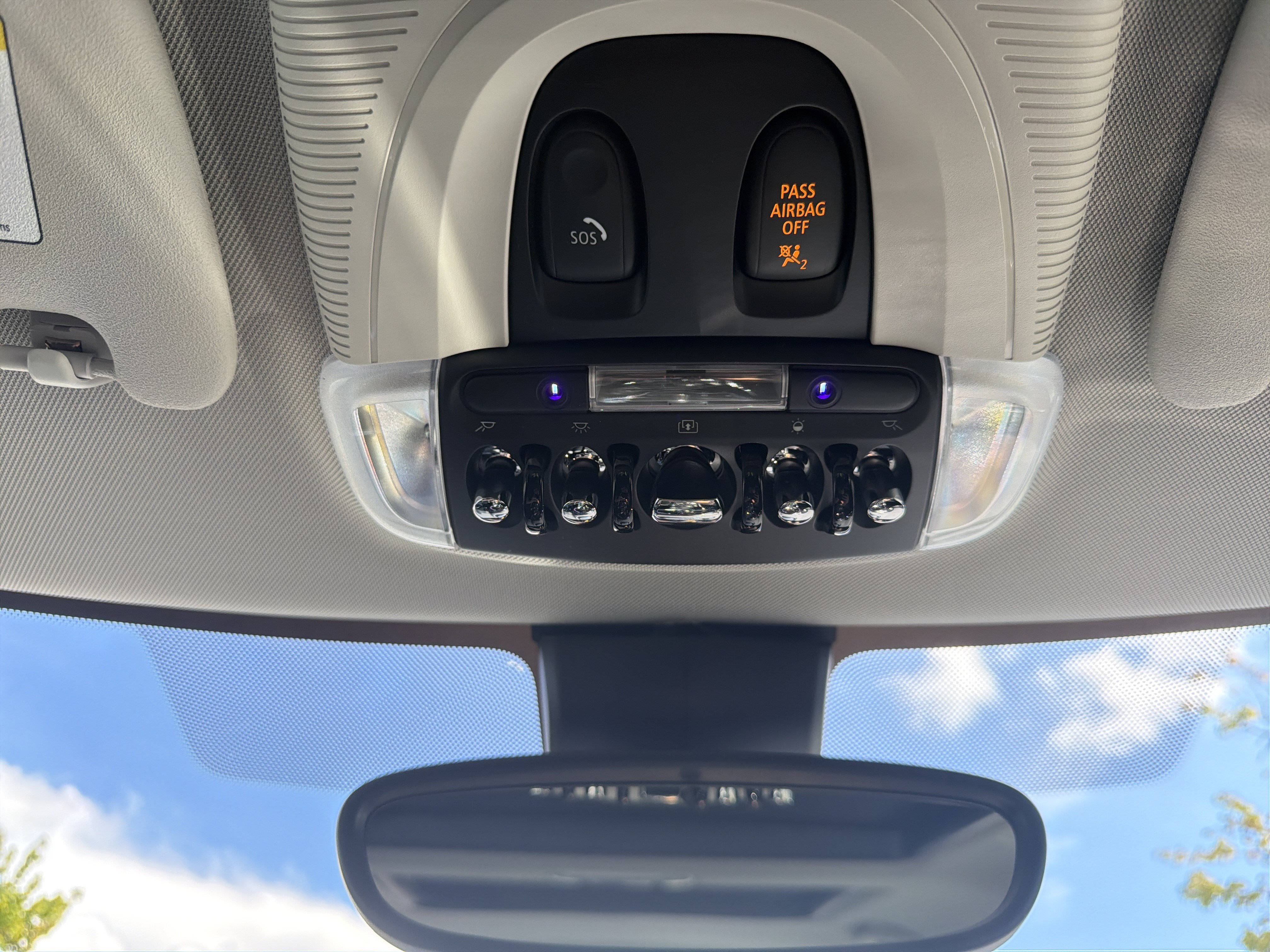 Certified 2024 MINI Cooper Clubman S FWD image 47