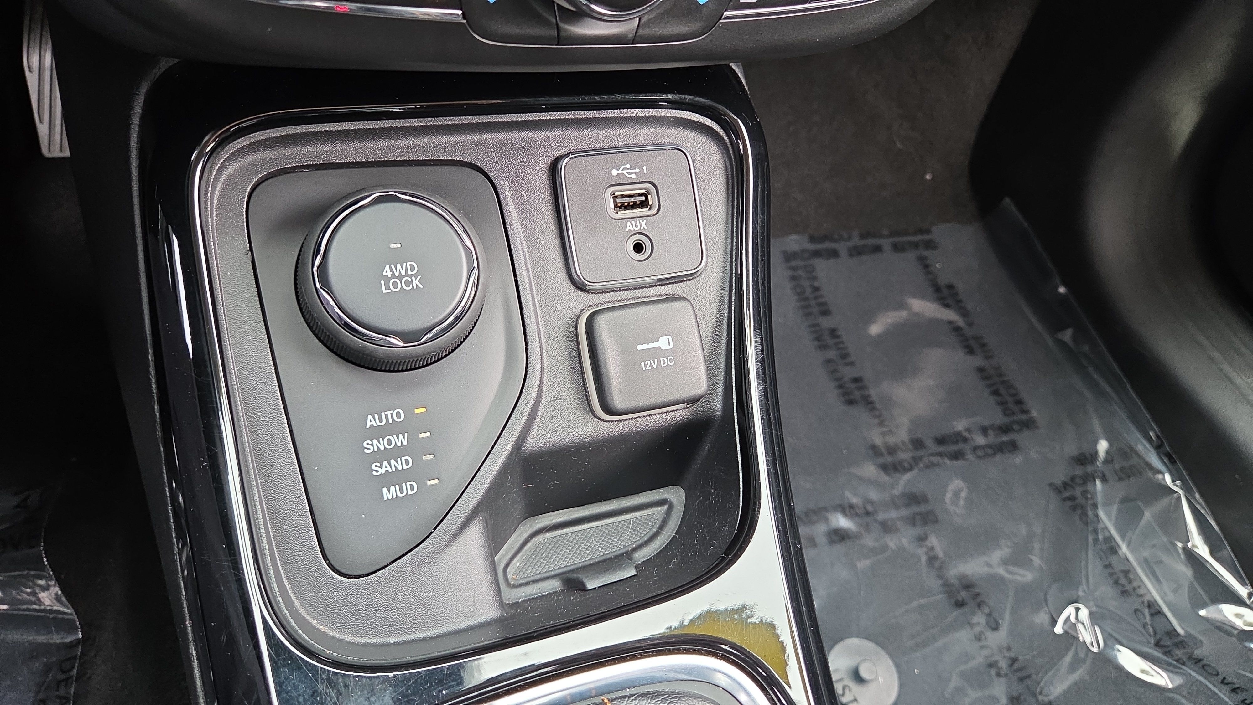 Used 2021 Jeep Compass Limited AWD/4WD image 27