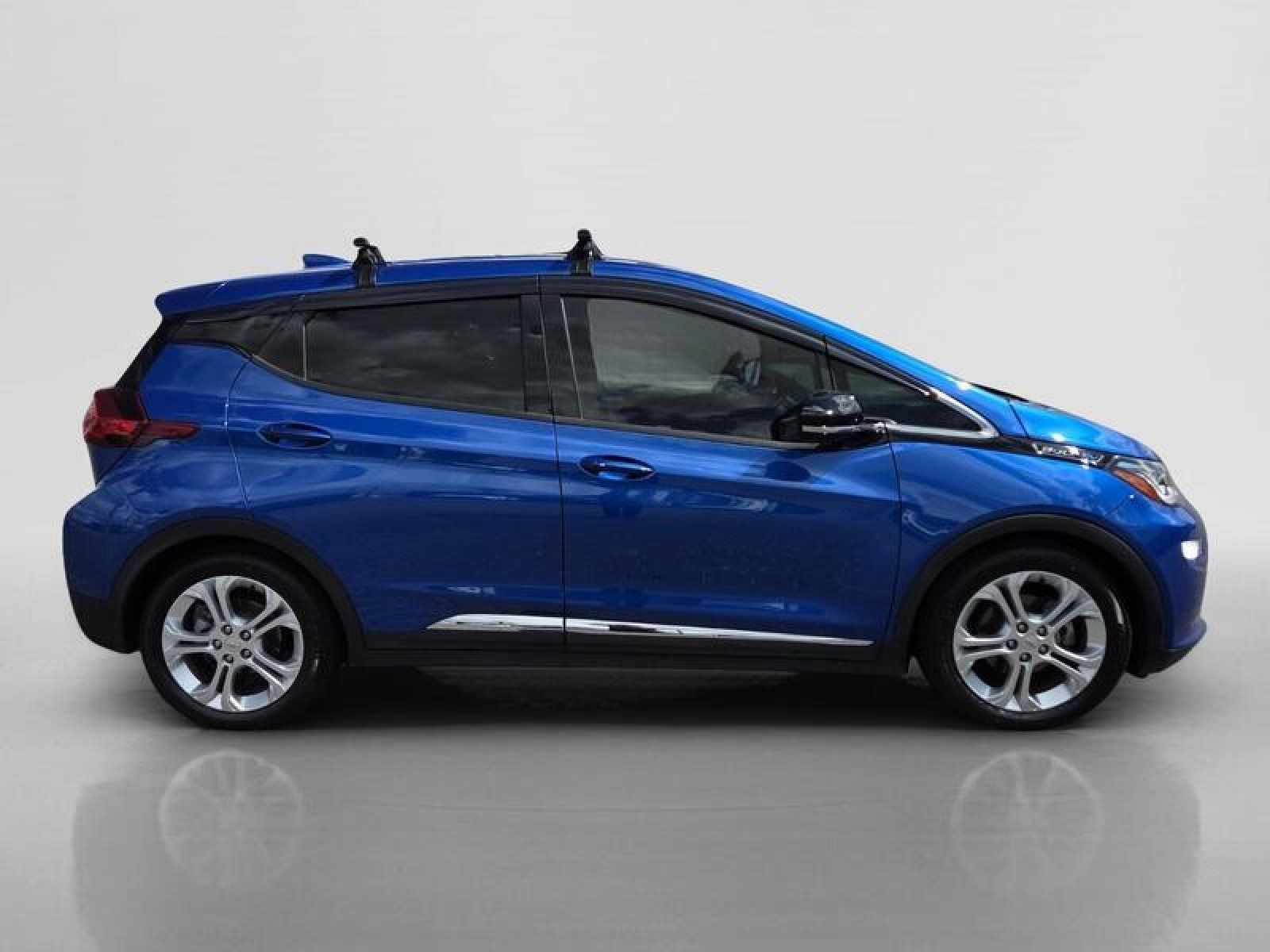 Used 2020 Chevrolet Bolt LT FWD image 6