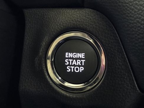 New 2025 Toyota RAV4 XLE image 30