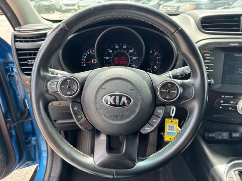 Used 2019 Kia Soul + FWD image 19