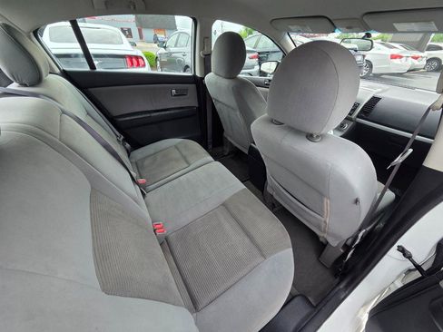 Used 2012 Nissan Sentra 2.0 SR FWD image 16