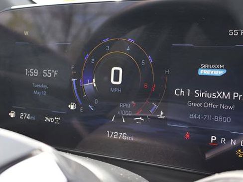 Used 2026 Chevrolet Equinox LT AWD/4WD image 19