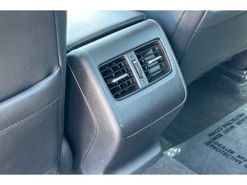Used 2018 Honda Accord Touring image 41