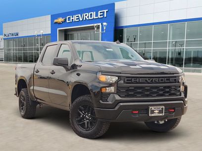New 2026 Chevrolet Silverado 1500 Custom Trail Boss w/ LPO, Dark Essentials Package
