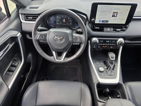 Used 2024 Toyota RAV4 XSE AWD/4WD image 13