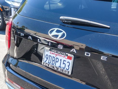 Used 2023 Hyundai Palisade Calligraphy FWD image 9