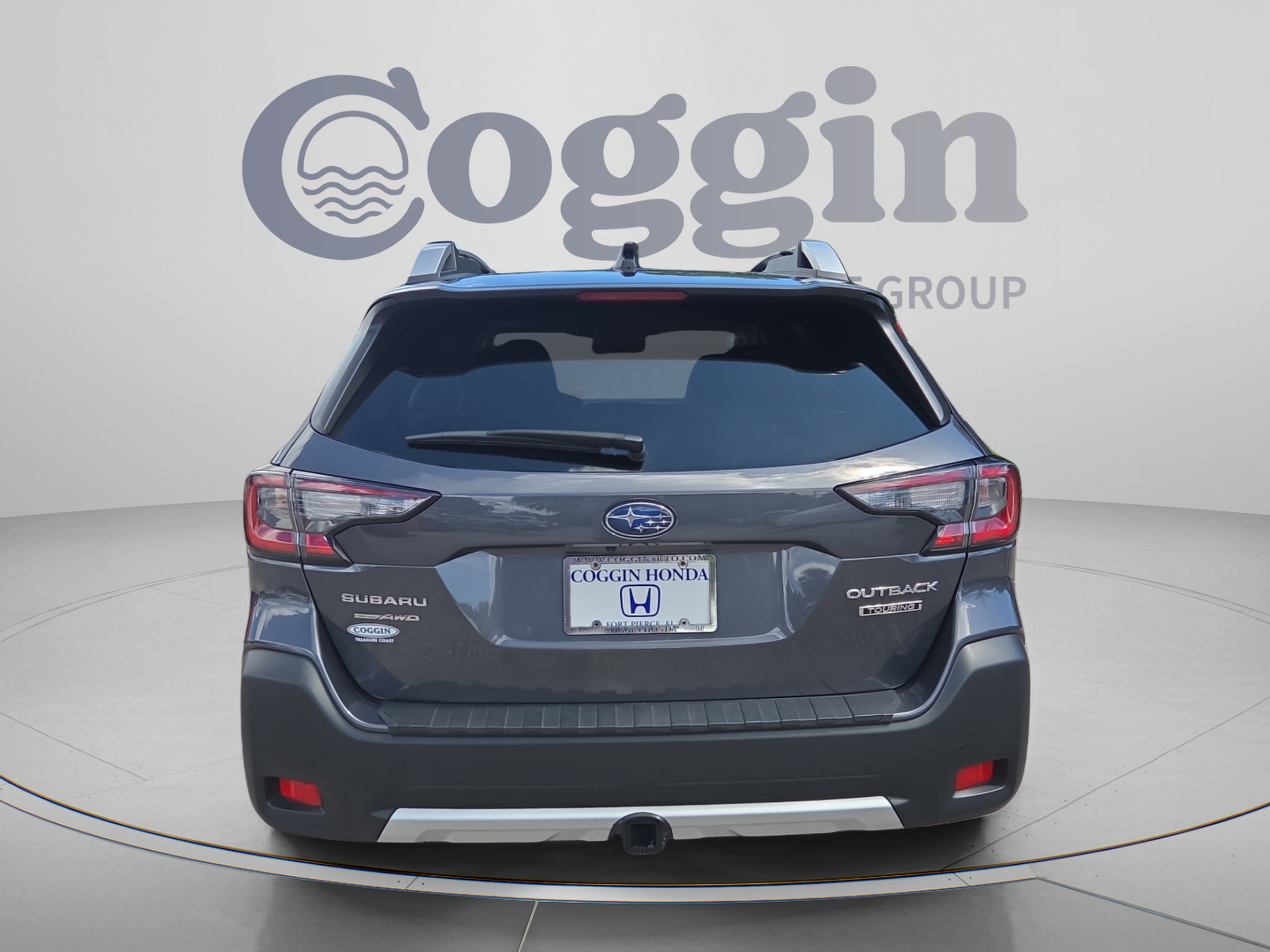 Used 2025 Subaru Outback Touring AWD/4WD image 4