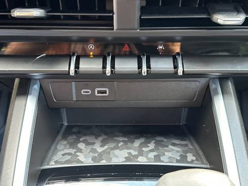Certified 2024 Chevrolet Colorado Trail Boss w/ Advanced Trailering Package AWD/4WD image 30