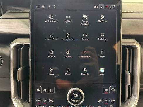 New 2026 GMC Acadia Elevation image 13