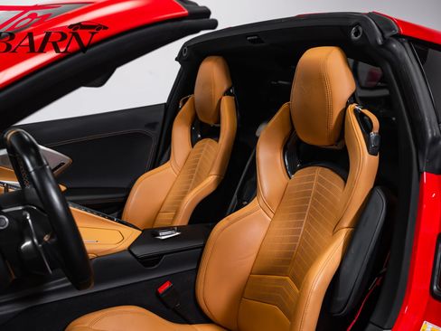 Used 2020 Chevrolet Corvette Stingray Preferred Cpe w/ 2LT Preferred Equipment Group RWD image 29