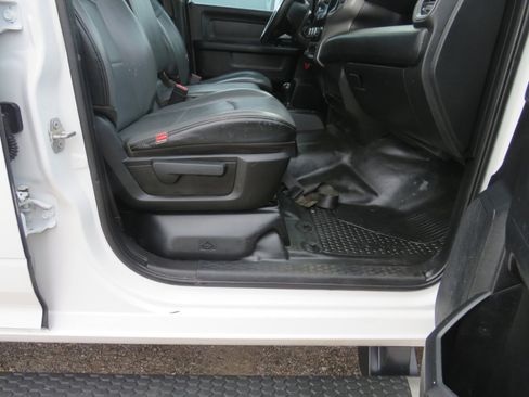 Used 2019 RAM 5500 Tradesman w/ Ambulance Prep Group image 22