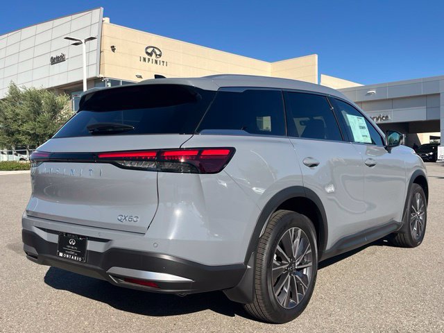 New 2027 INFINITI QX60 Luxe w/ Cargo Package FWD image 4