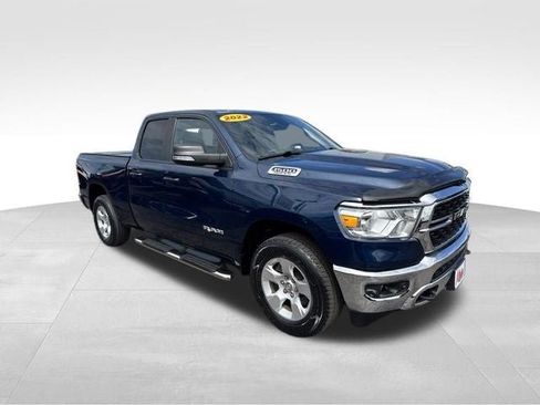 Used 2022 RAM 1500 Big Horn AWD/4WD image 3