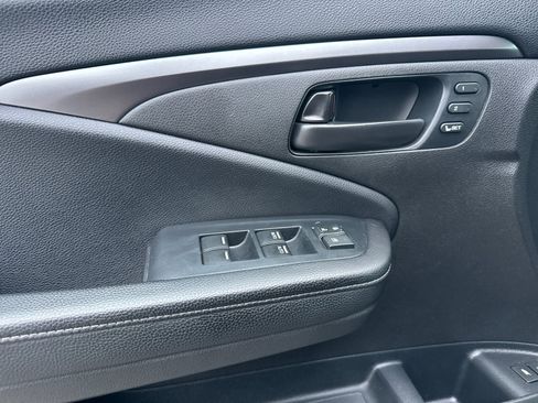 Used 2022 Honda Passport EX-L image 11