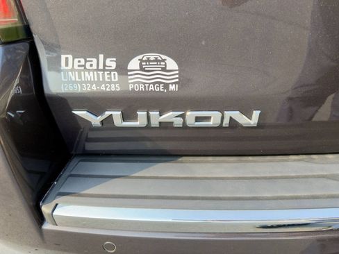 Used 2018 GMC Yukon Denali w/ Denali Ultimate Package AWD/4WD image 5