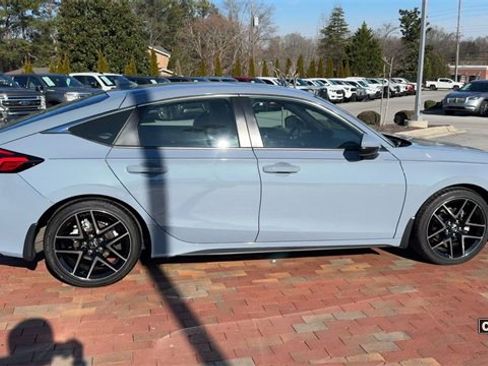 Certified 2022 Honda Civic Sport Touring image 3