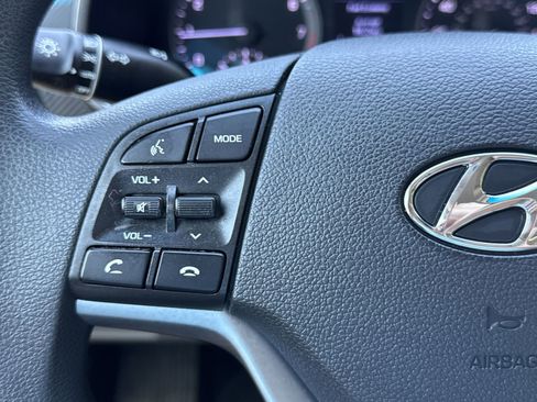 Used 2020 Hyundai Tucson SEL FWD image 19