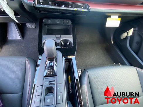 New 2026 Toyota Prius Plug-In Hybrid FWD image 33