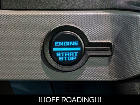 Used 2024 Ford Bronco Black Diamond w/ Sasquatch Package image 24