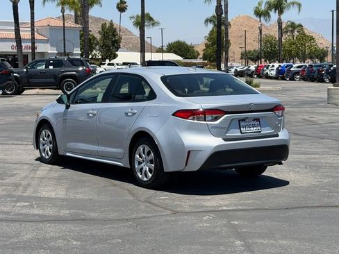 Used 2026 Toyota Corolla LE w/ Carpet Mat Package (TMS) FWD image 8