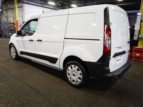 Used 2022 Ford Transit Connect XL FWD image 4