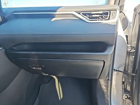 Used 2021 Toyota RAV4 LE image 26