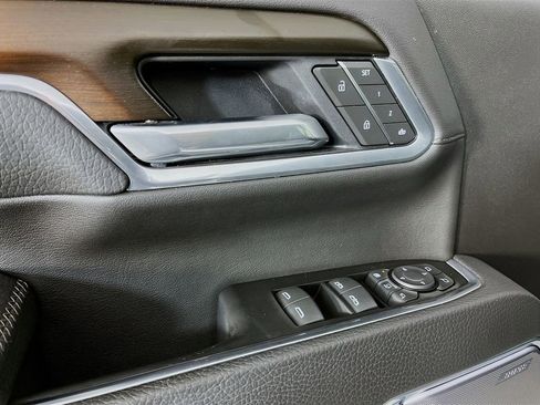 Used 2025 GMC Sierra 2500 Denali w/ Denali Reserve Package image 26