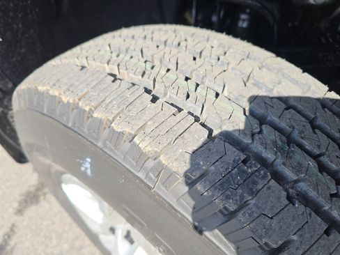 Used 2015 Chevrolet Silverado 3500 W/T image 31