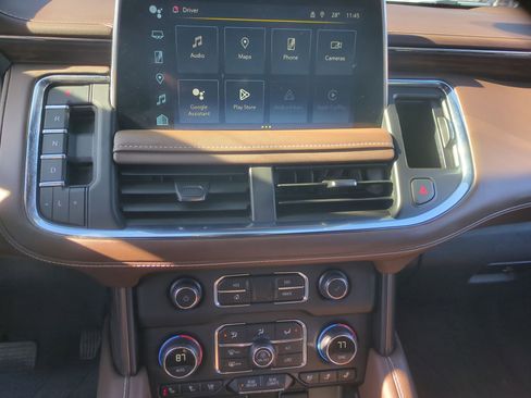 Certified 2024 Chevrolet Suburban High Country image 11