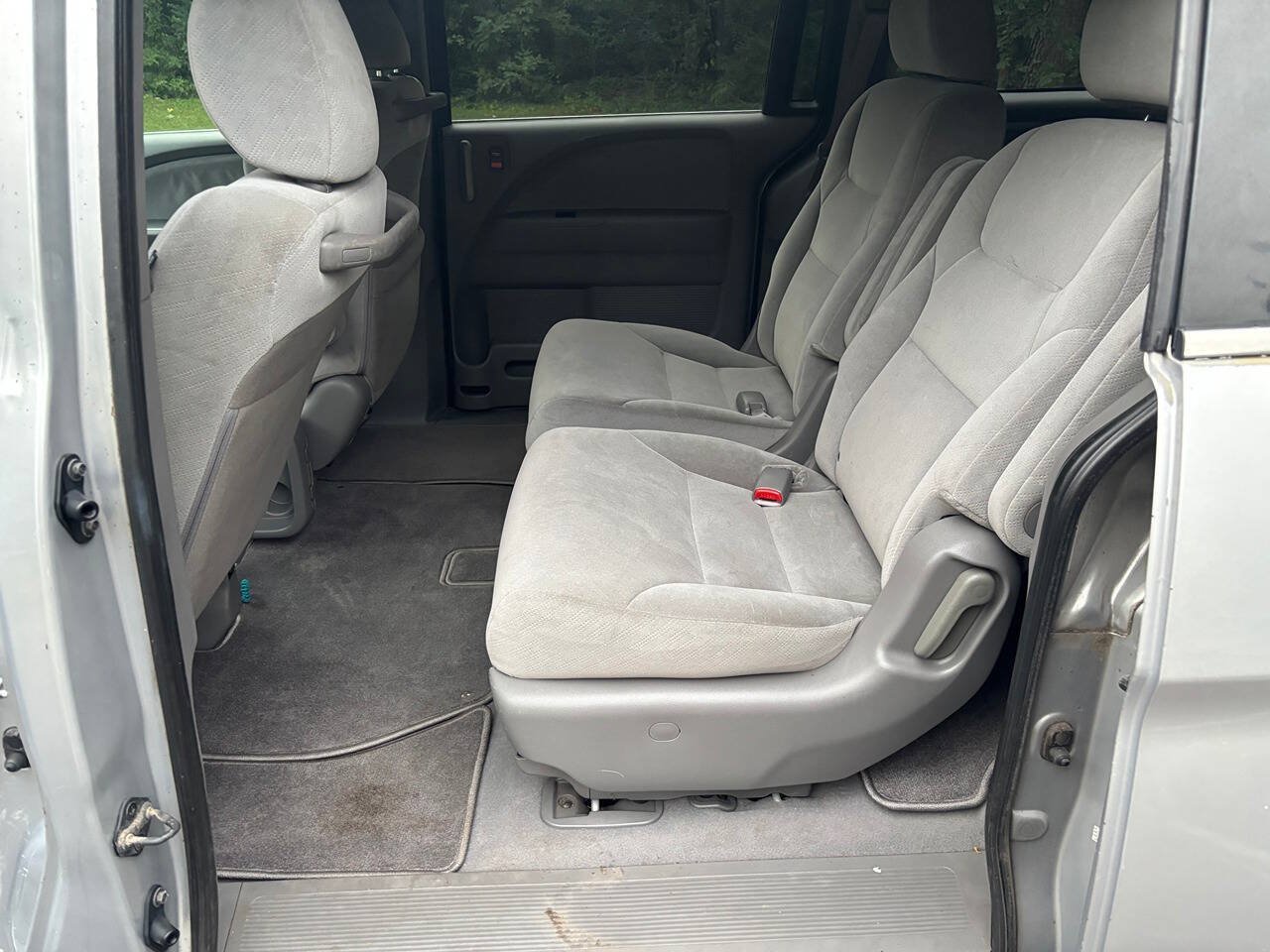 Used 2010 Honda Odyssey LX image 16