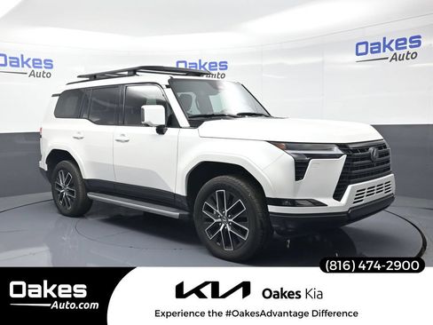 Used 2024 Lexus GX 550 w/ Accessory Package (2T) AWD/4WD image 1