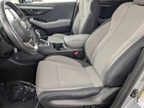 Used 2024 Subaru Outback Premium AWD/4WD image 21