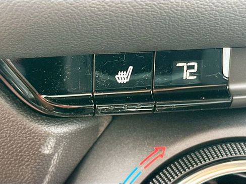 New 2026 Chevrolet Blazer LT w/ Midnight/Sport Edition FWD image 21